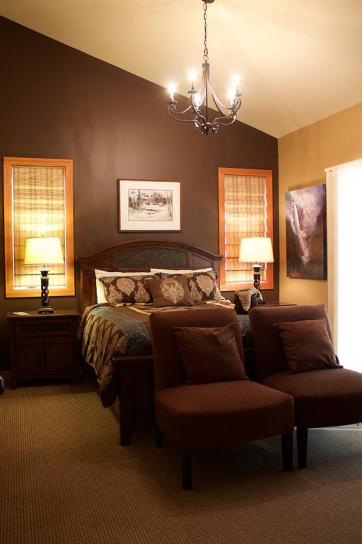 Windborne Bed & Breakfast Castlegar Zimmer foto